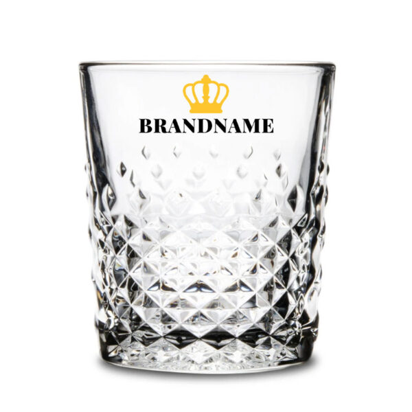 The 12 oz Carat Glass is fashionably designed with decorative diamond accents that promote an upscale aesthetic while also providing patrons a comfortable grip.
